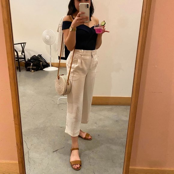 Meet your Posher, Bella - Picture 2 of 3